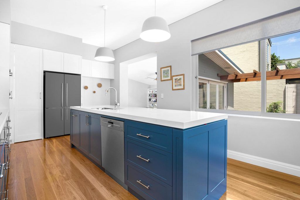 Annandale, Satin Polyurethane Shaker Style doors with a Frosty Carina Caesarstone bench