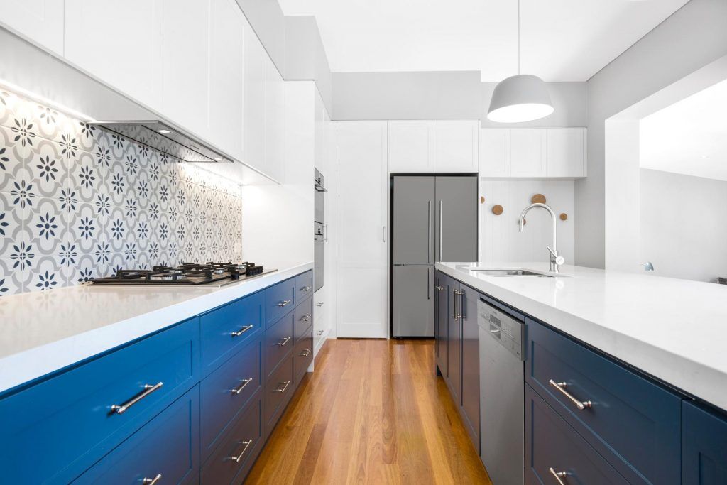 Annandale, Satin Polyurethane Shaker Style doors with a Frosty Carina Caesarstone bench