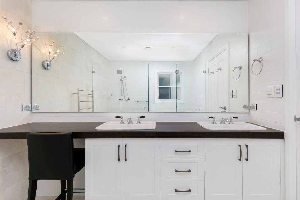 Shaker style vanity - Turramurra, Sydney