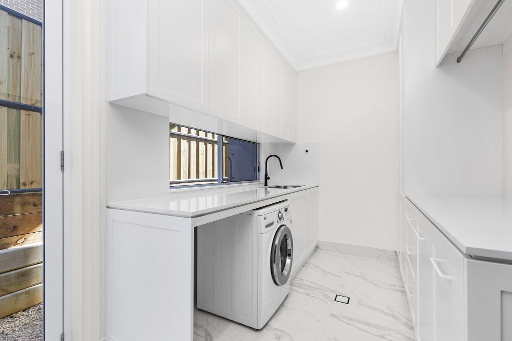 Polyurethane Shaker Style laundry - Kellyville, Sydney