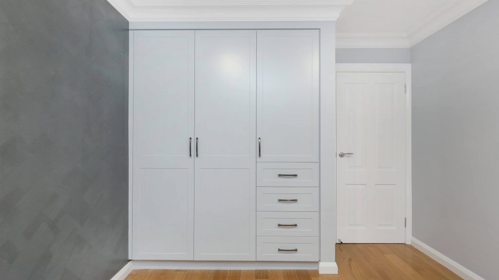 Polyurethane Shaker Style wardrobe - Turramurra, Sydney
