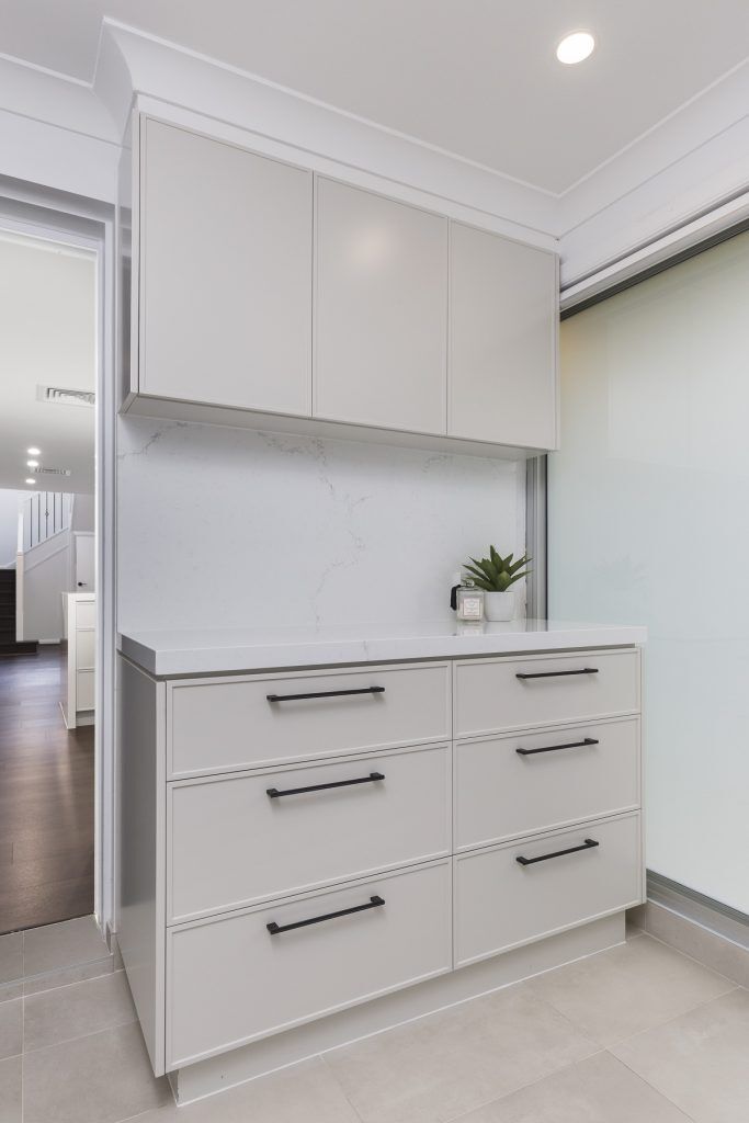 Moorebank, Polyurethane Thin Shaker butler's pantry with stone benchtop