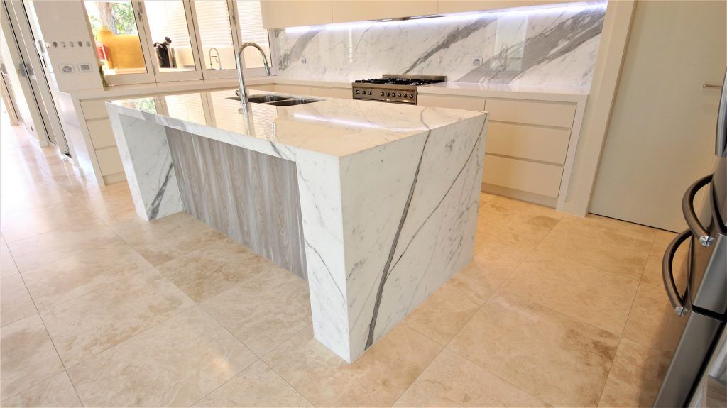 Sans Souci Sydney, Satin Polyurethane and Cleaf Timber Grain kitchen