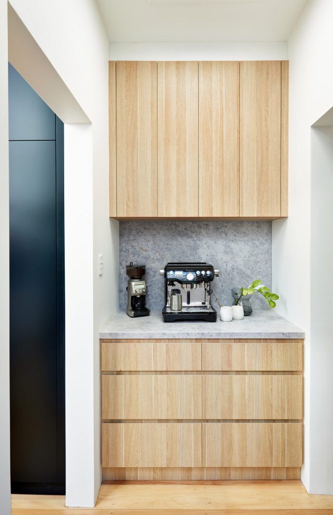 Annandale, Natural Oak Ravine laminate pantry cabinets and drawers with a 40mm Smartstone Tundra Grigio stone benchtop and splashback